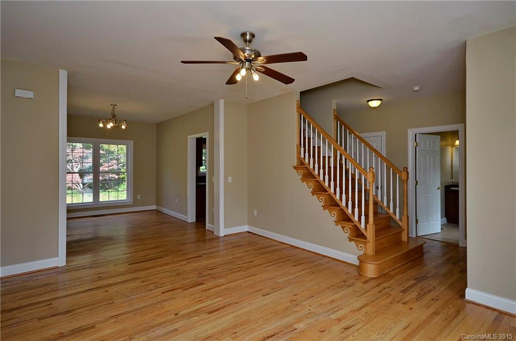12 Forest Park Lane - Photo 4