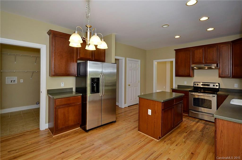 12 Forest Park Lane - Photo 9