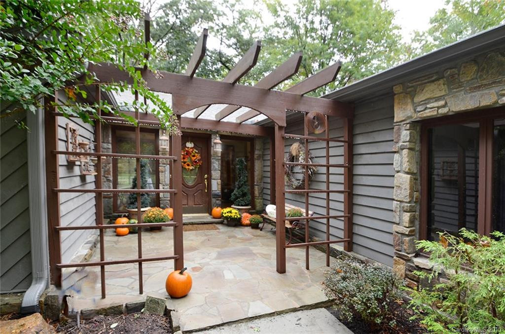 7 Glen Cove Drive #33-37 - Photo 2