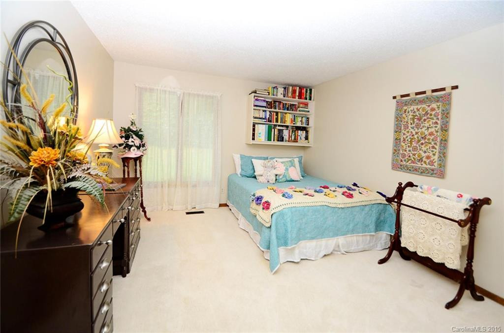 7 Glen Cove Drive #33-37 - Photo 16