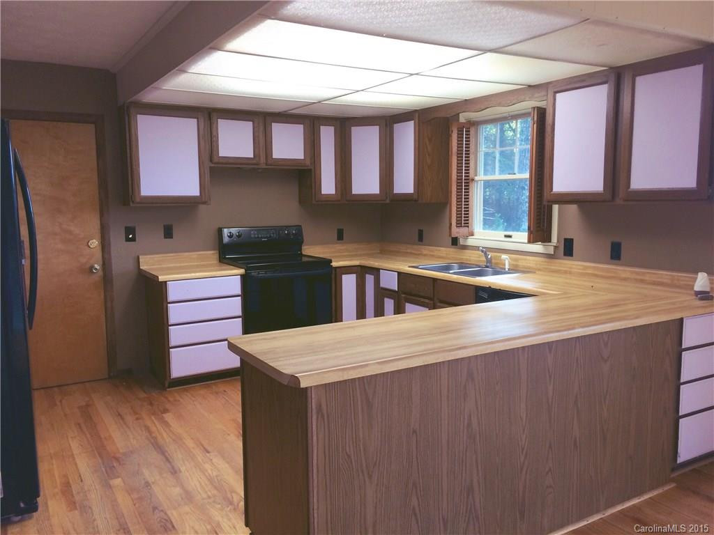 48 Evergreen Hill Drive - Photo 2