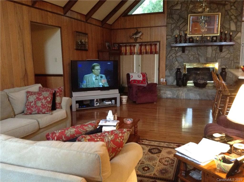 221 Airport Road - Photo 15