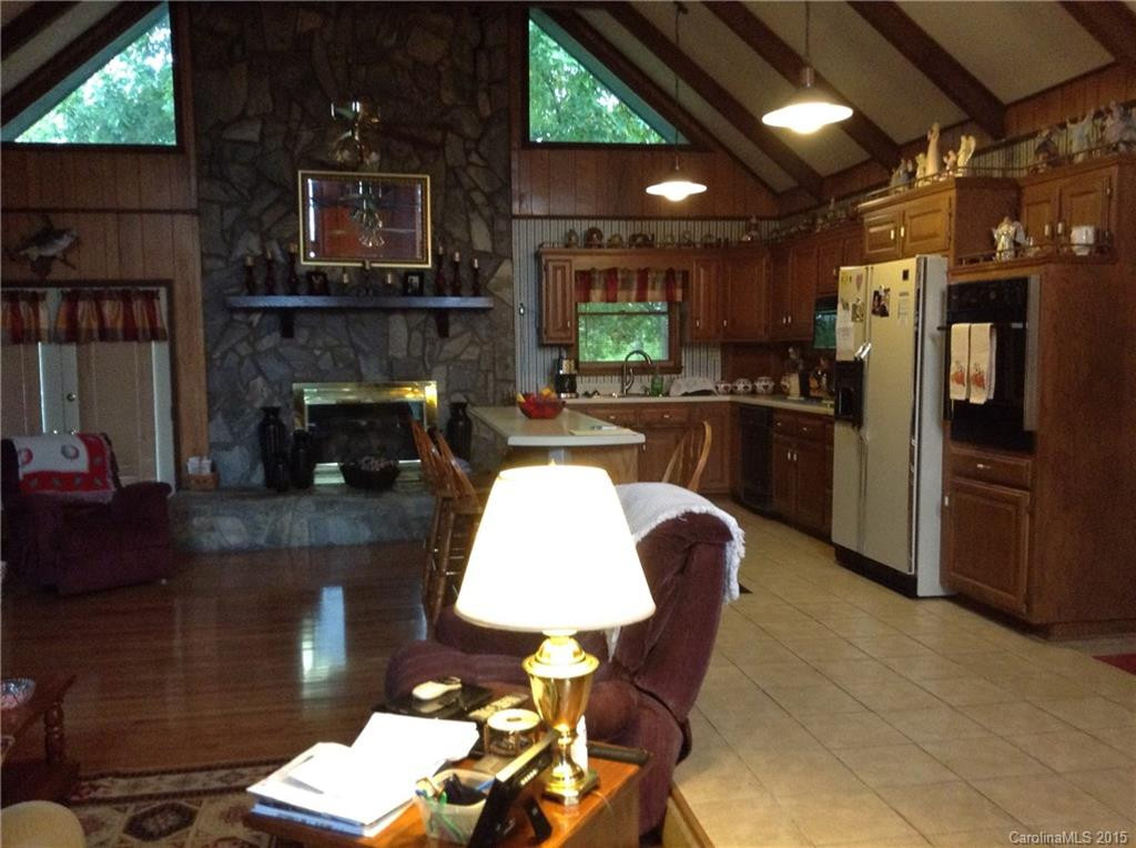 221 Airport Road - Photo 18