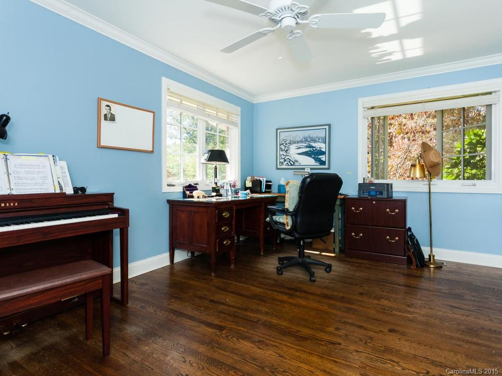 149 Windsor Road - Photo 16