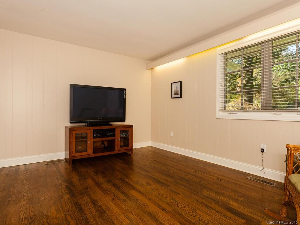 149 Windsor Road - Photo 18
