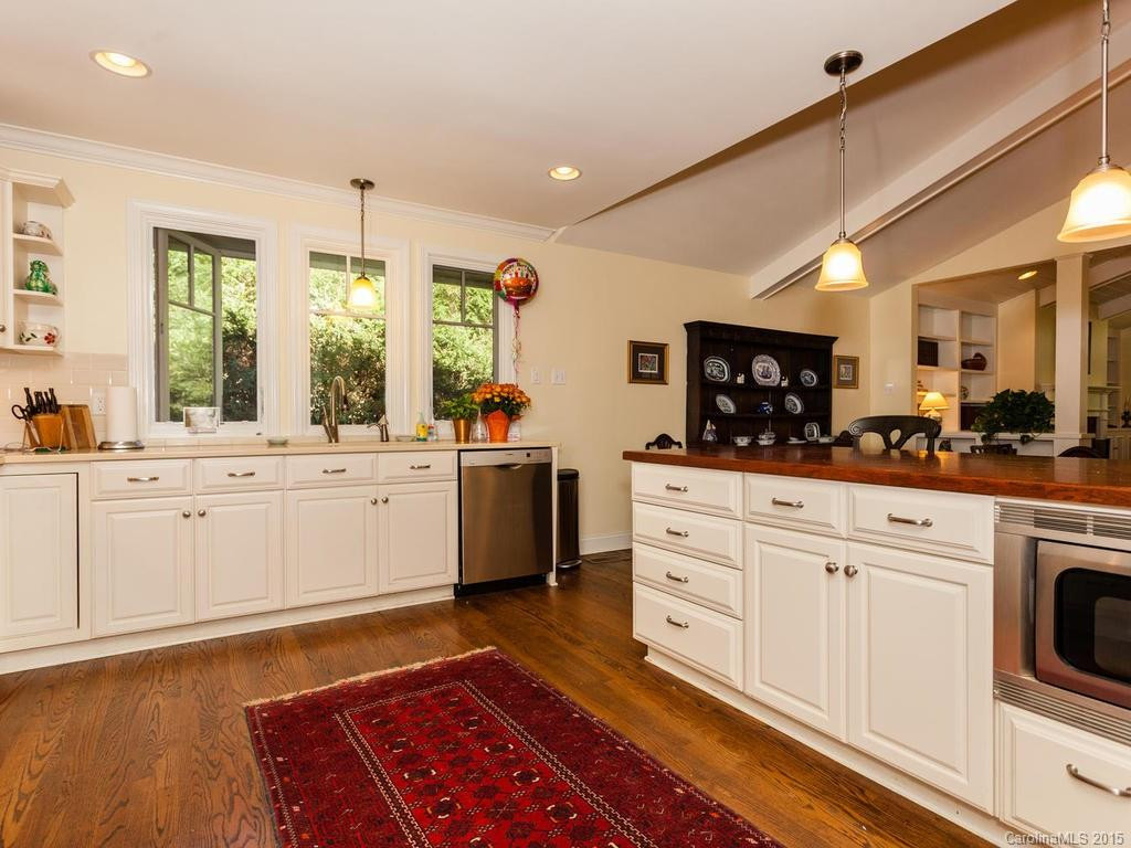 149 Windsor Road - Photo 8