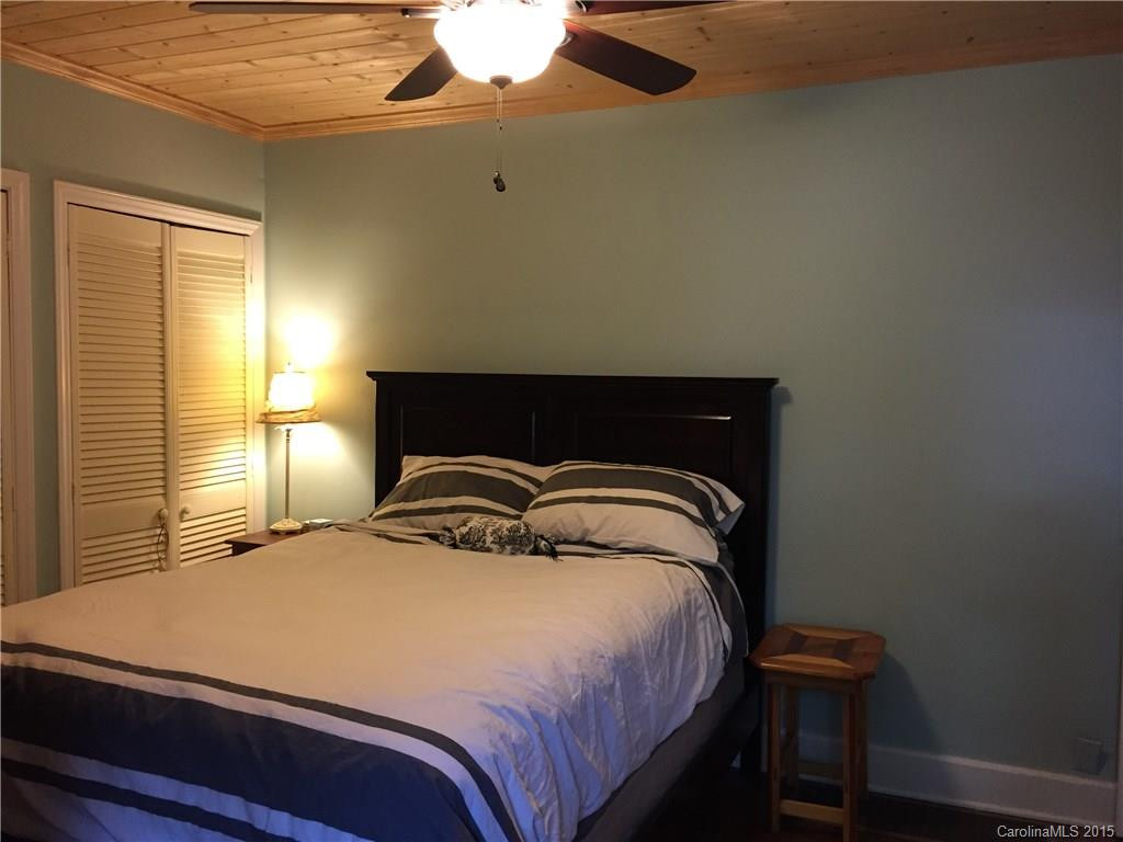 293 Turnpike Road - Photo 15
