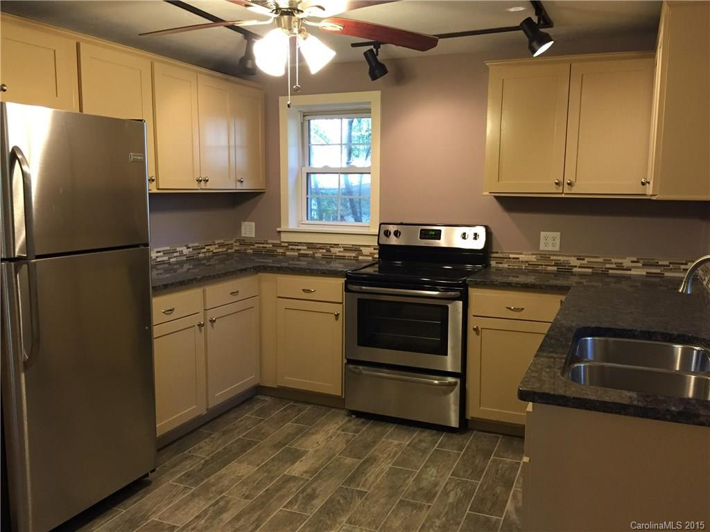 293 Turnpike Road - Photo 21