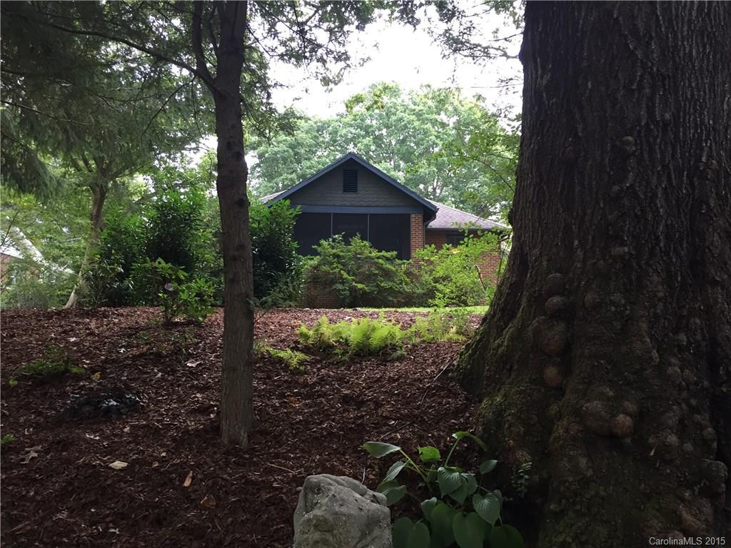 293 Turnpike Road - Photo 4