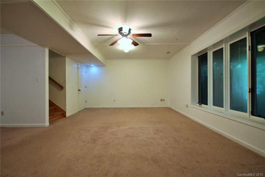 121 Scarlett Drive - Photo 17