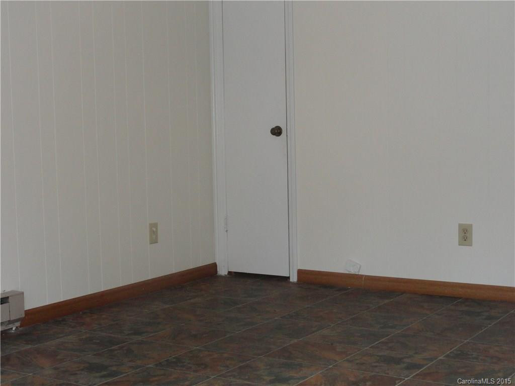 729 1st Avenue - Photo 18