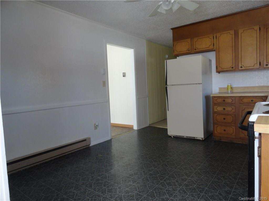 729 1st Avenue - Photo 8