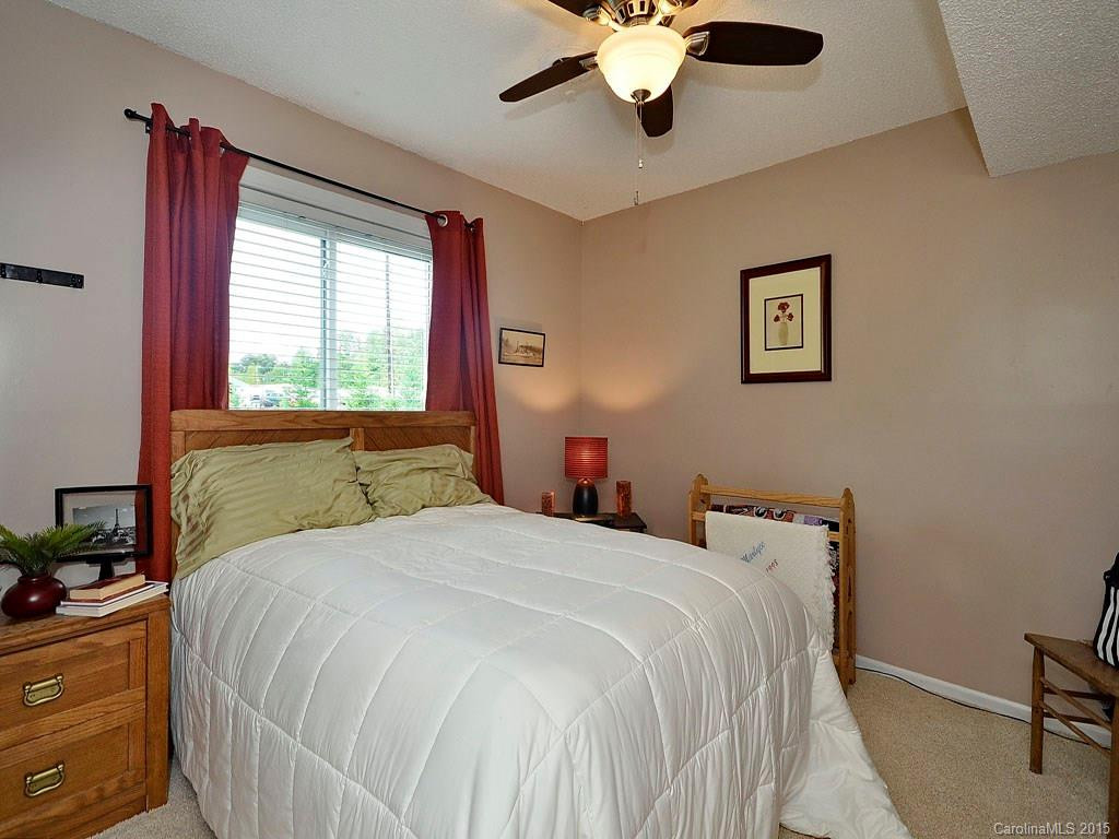 2 Apple Blossom Lane - Photo 13