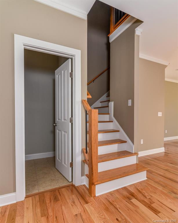 24 Central Avenue - Photo 4