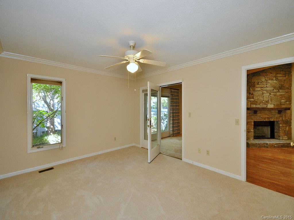 925 Kanuga Road ## 925 - Photo 10