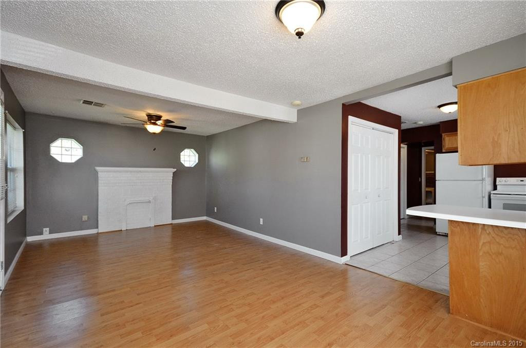 96 Maxwell Street - Photo 3
