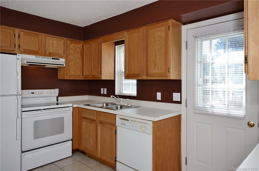 96 Maxwell Street - Photo 5