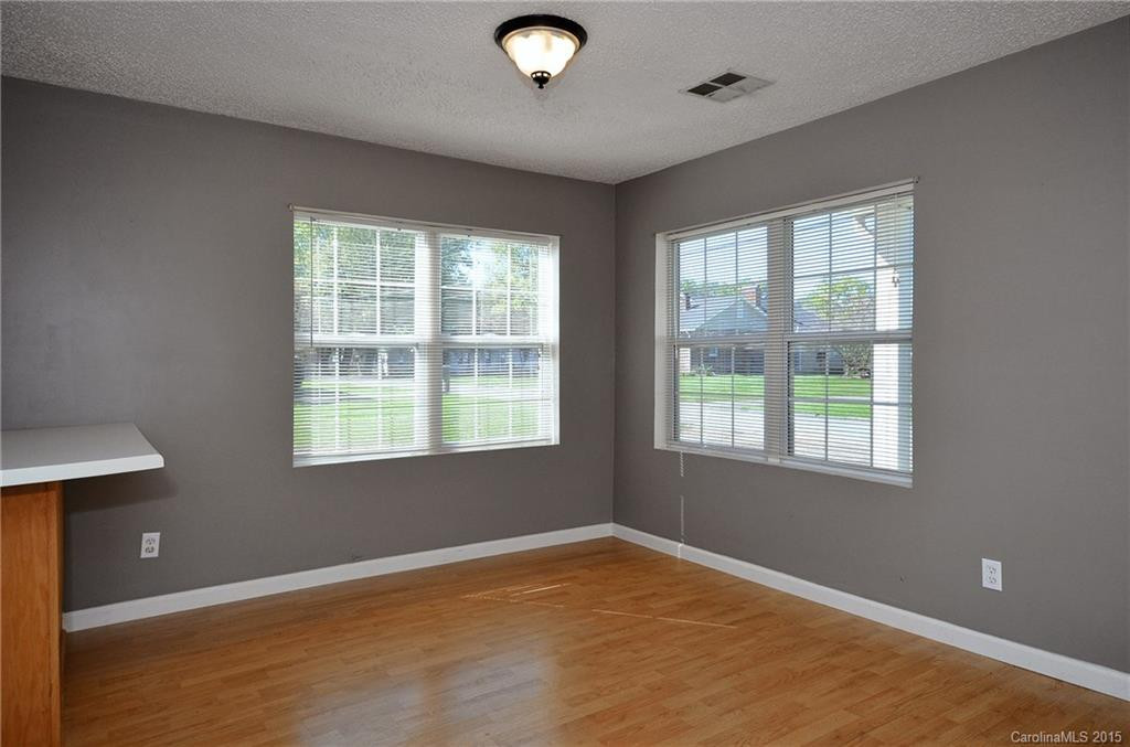 96 Maxwell Street - Photo 6