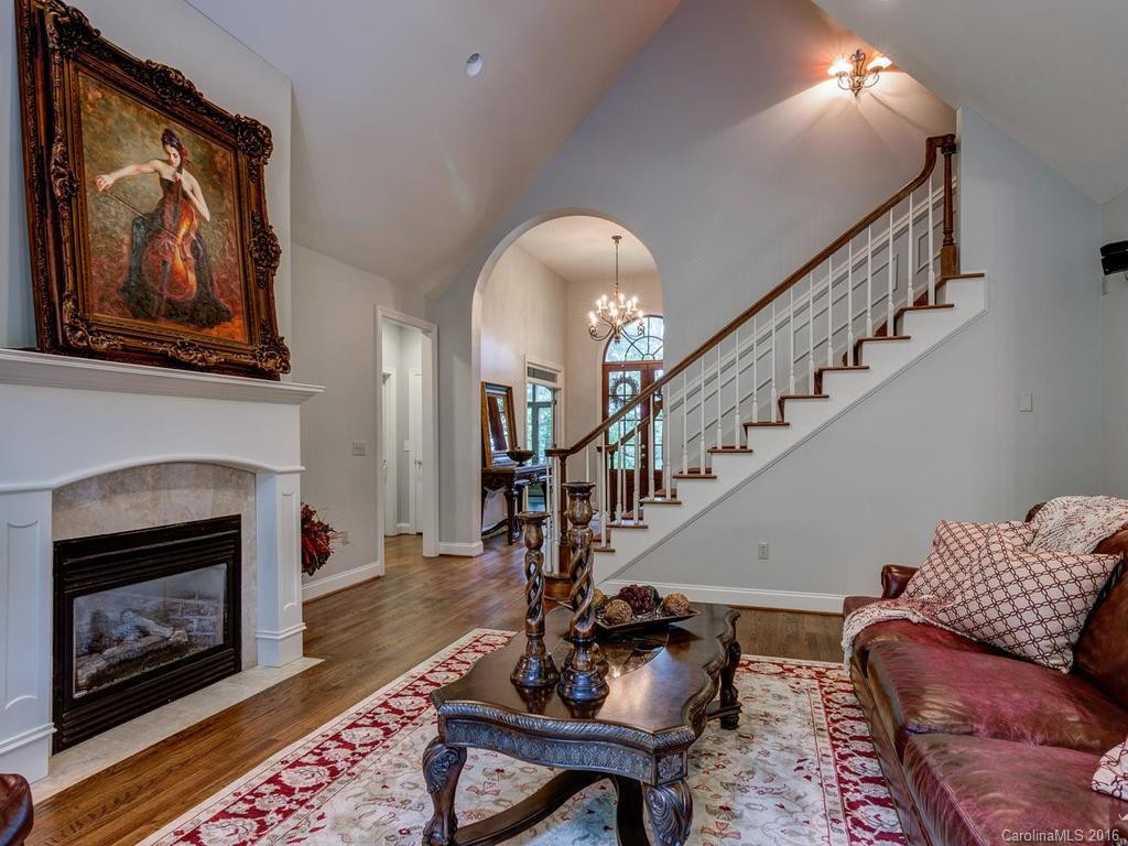 643 Mill Ridge Drive #9 - Photo 4