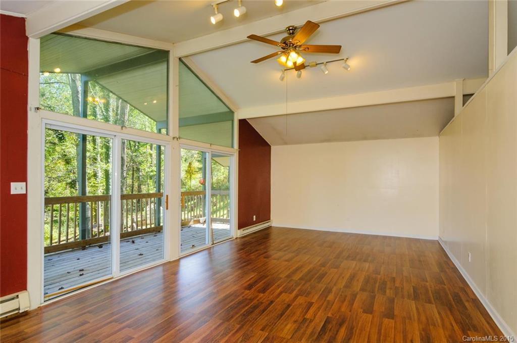 7 Bradshaw Lane - Photo 4
