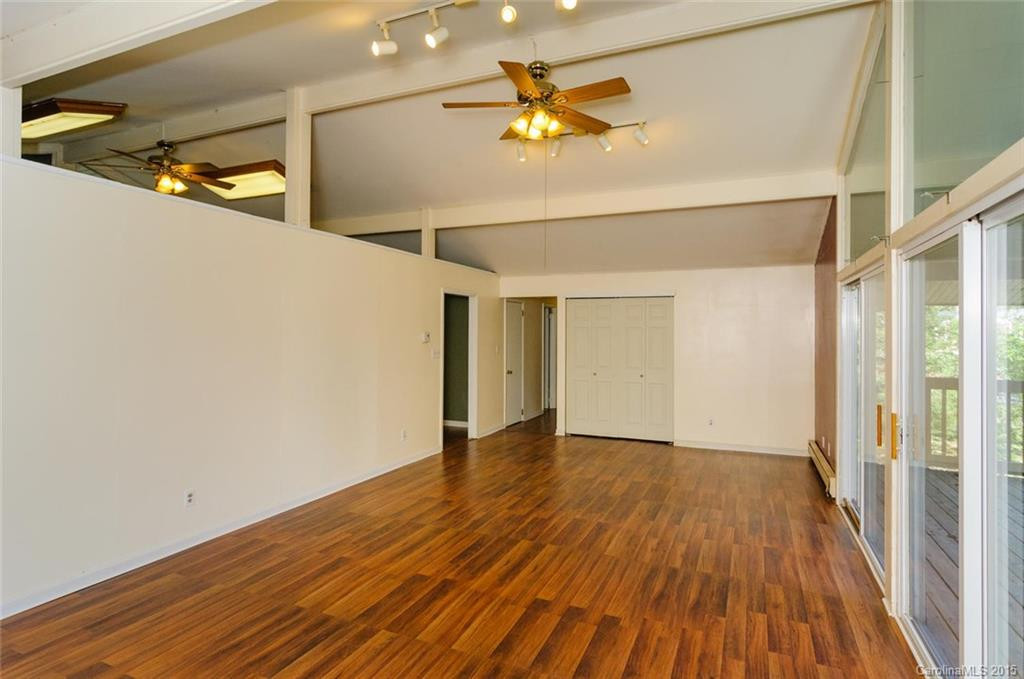 7 Bradshaw Lane - Photo 5