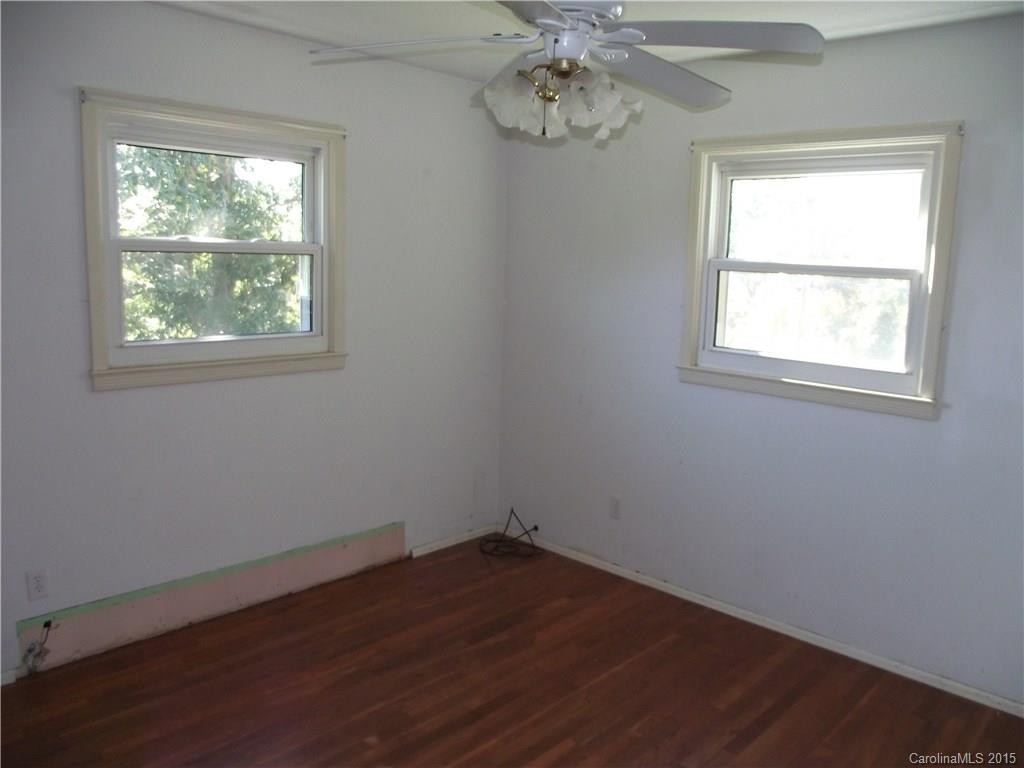 24 Phipps Street - Photo 14