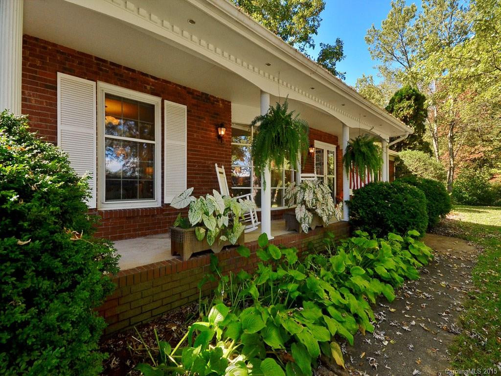 3135 Magnolia Drive - Photo 2
