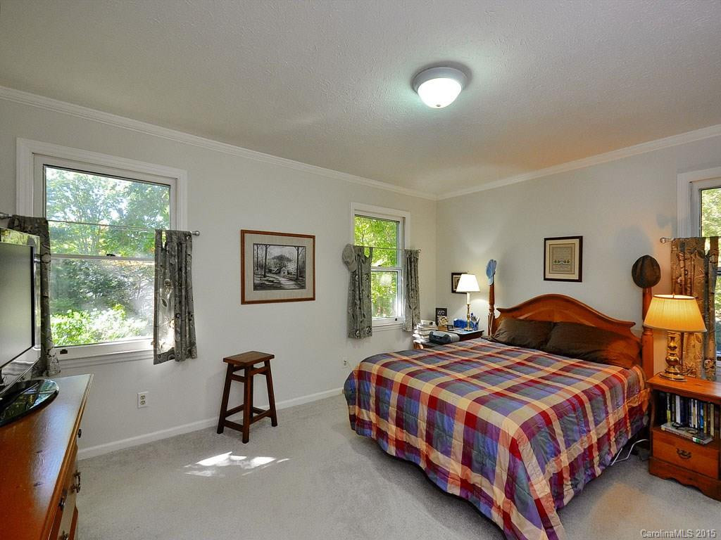 3135 Magnolia Drive - Photo 13