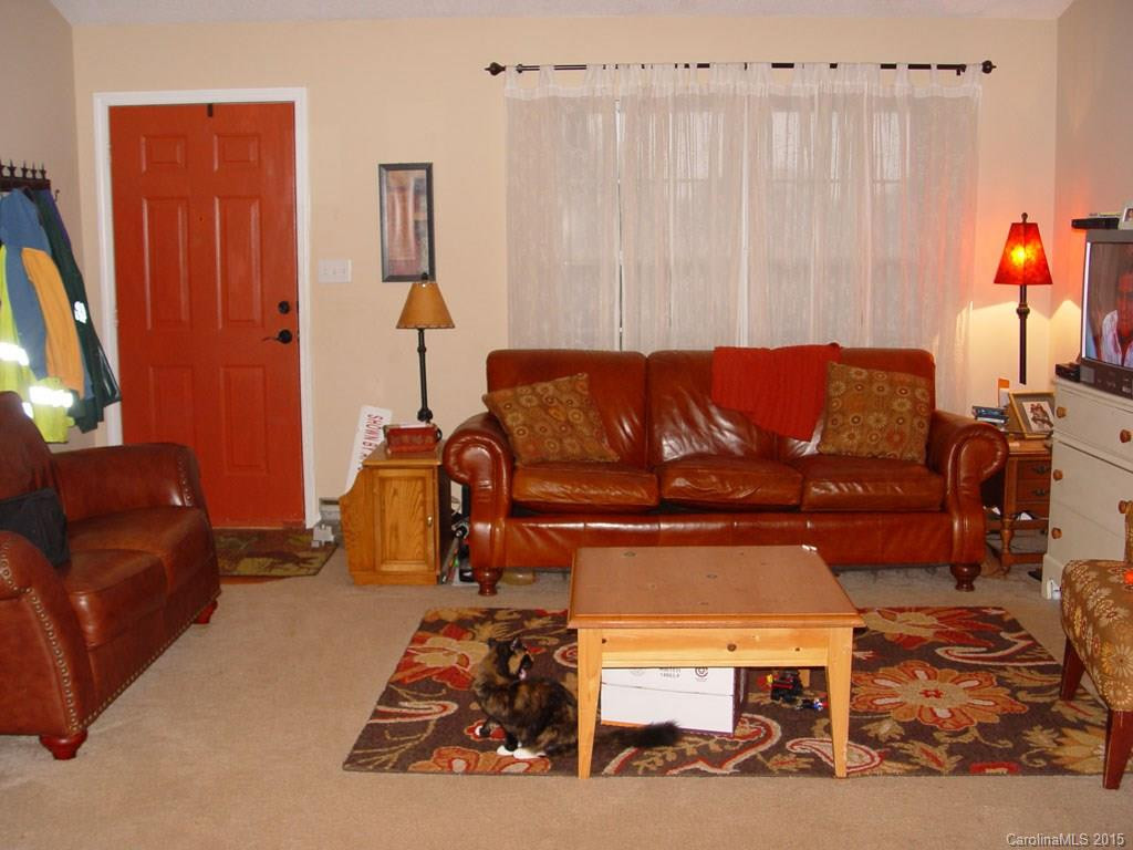 106 Graham Lane #18 - Photo 2