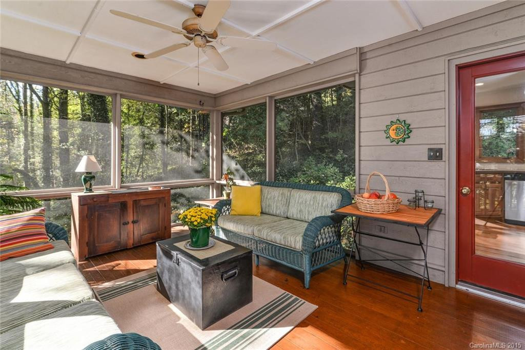 212 Pheasant Run - Photo 14