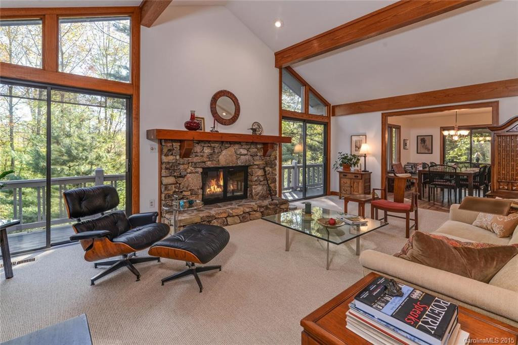 212 Pheasant Run - Photo 5