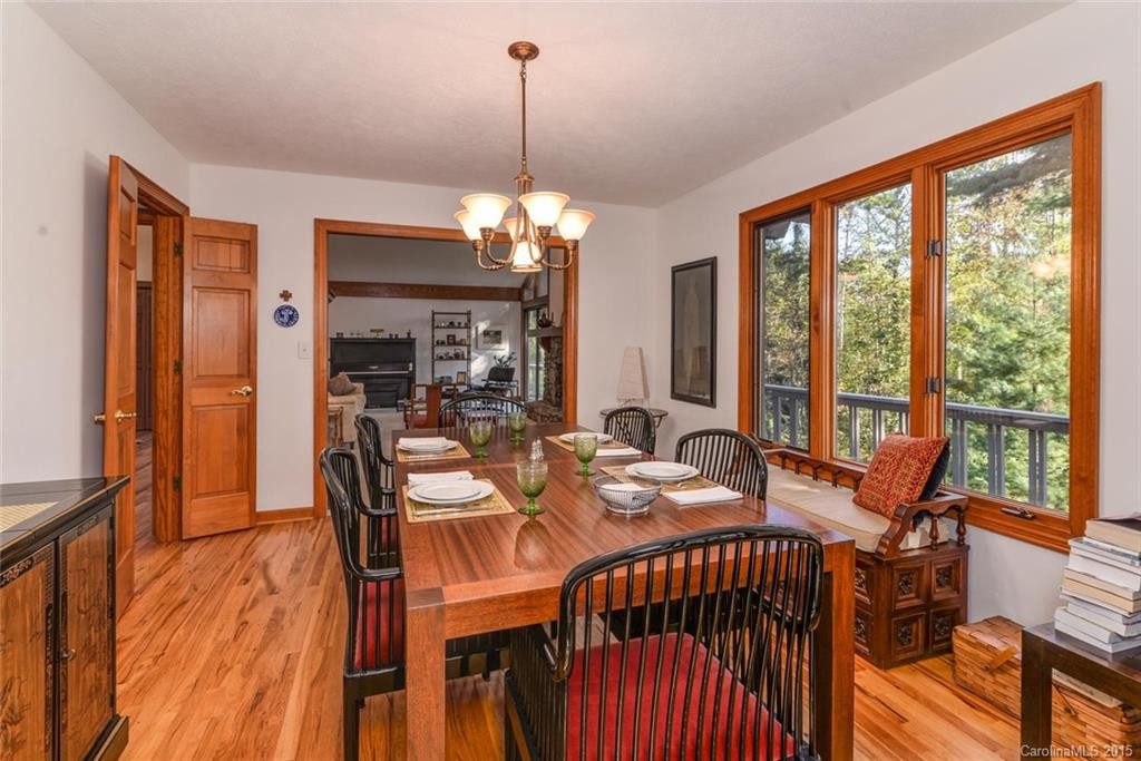 212 Pheasant Run - Photo 8