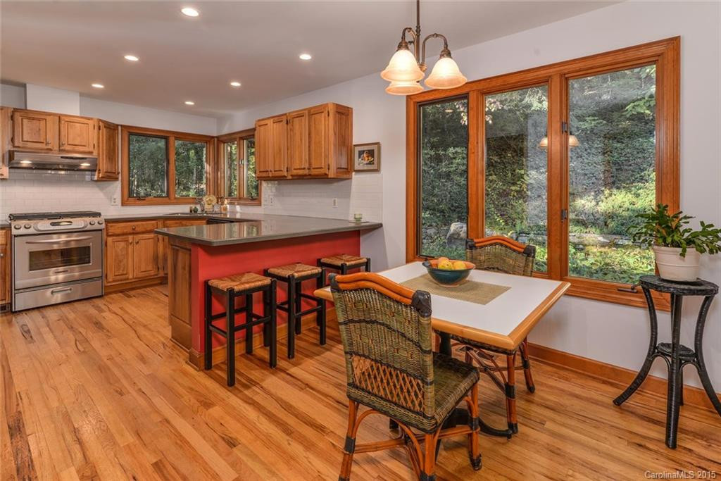 212 Pheasant Run - Photo 9