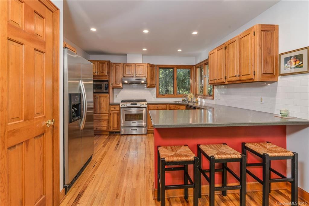 212 Pheasant Run - Photo 10
