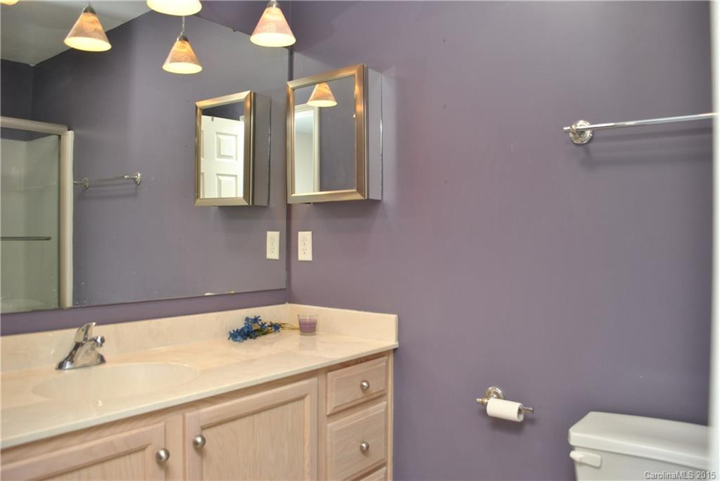 253 Wiltshire Circle #253 - Photo 16