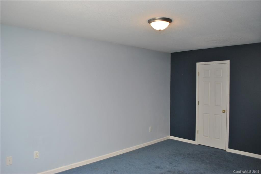253 Wiltshire Circle #253 - Photo 18