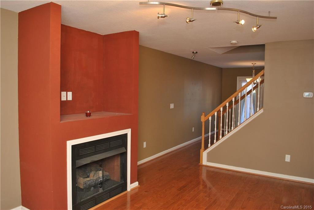 253 Wiltshire Circle #253 - Photo 4