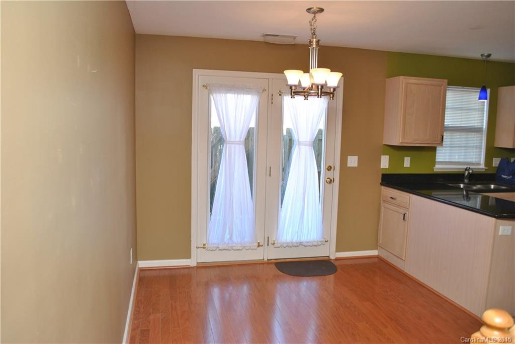 253 Wiltshire Circle #253 - Photo 7