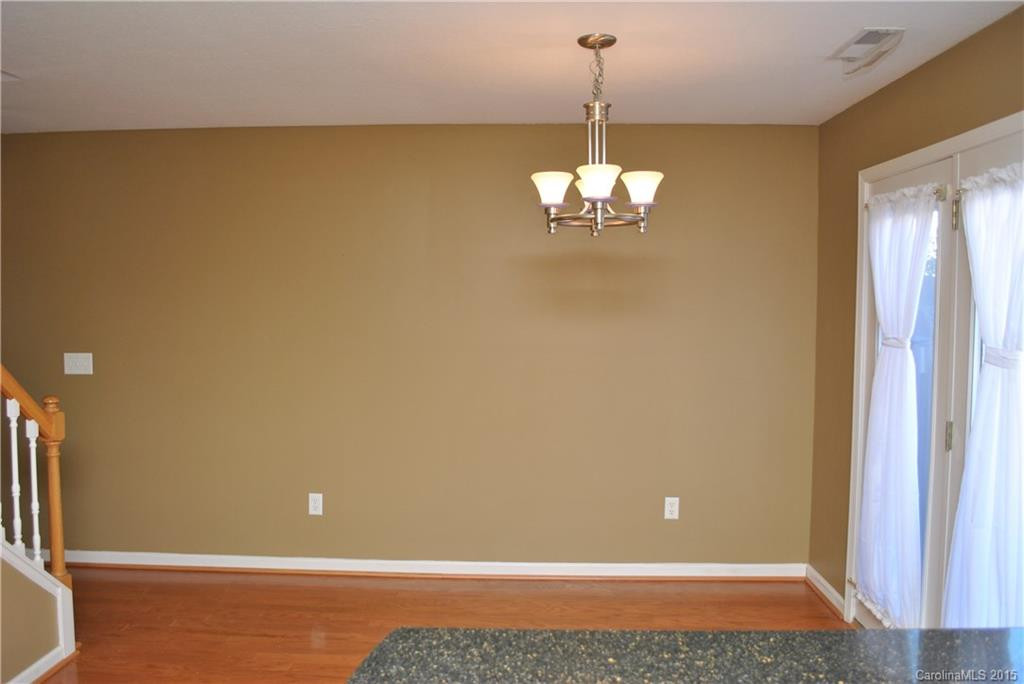 253 Wiltshire Circle #253 - Photo 8
