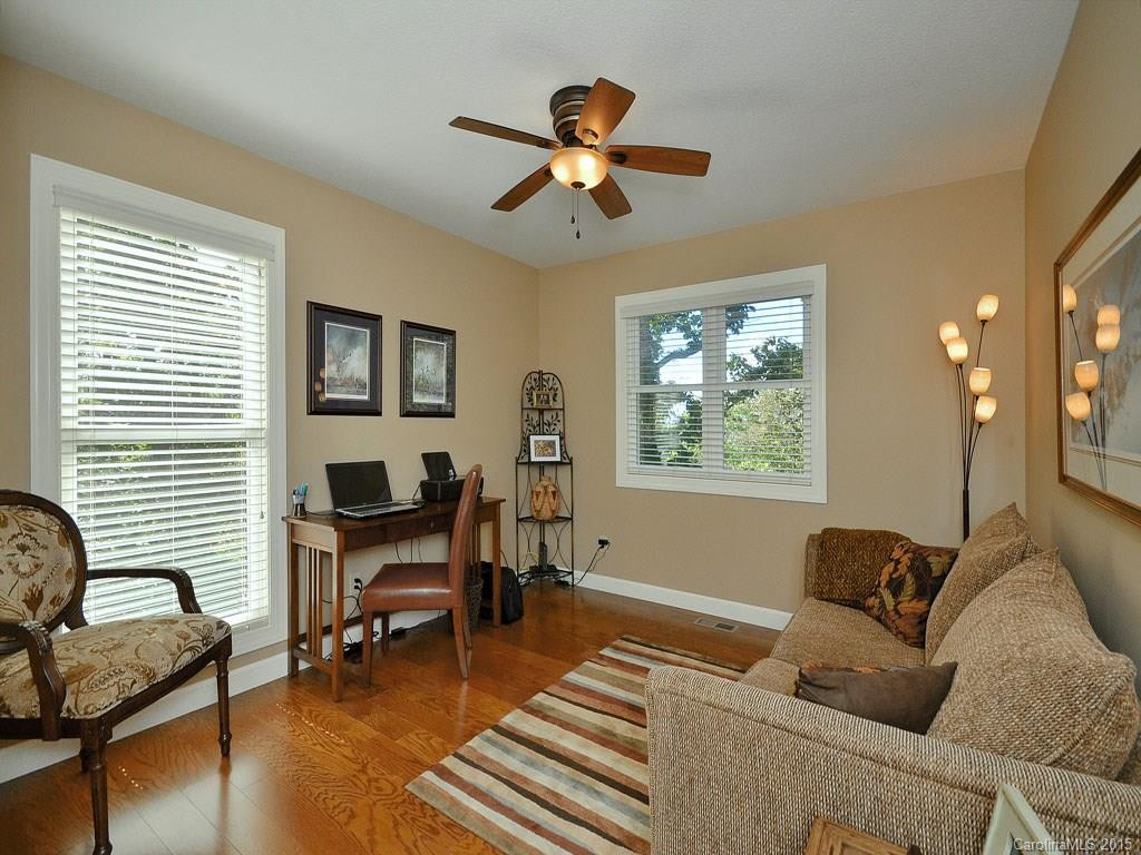 284 Carriage Summitt Way - Photo 13