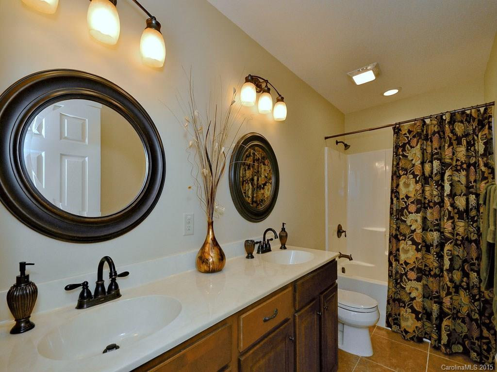 284 Carriage Summitt Way - Photo 18