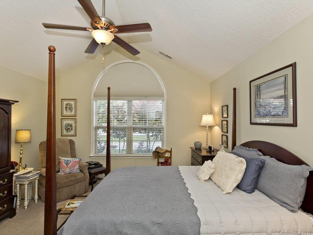 21 Cameo Drive #32-C - Photo 20