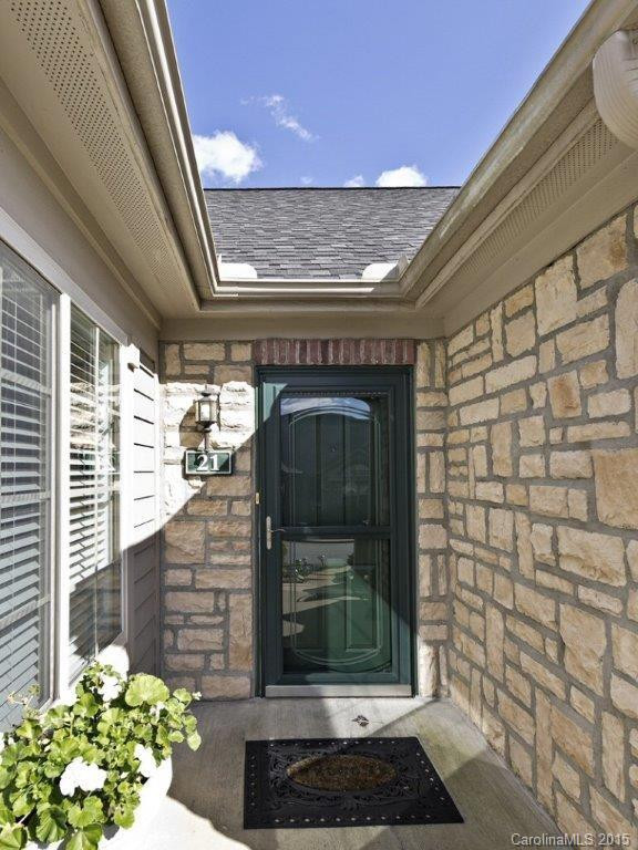 21 Cameo Drive #32-C - Photo 4