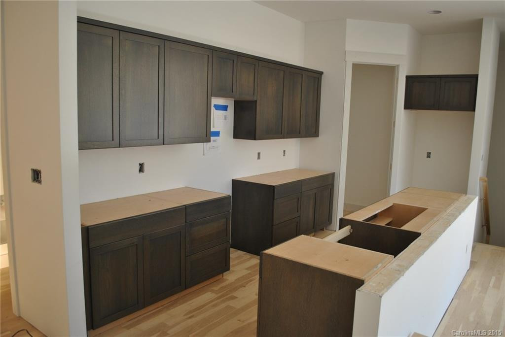 122 Cisco Road - Photo 2