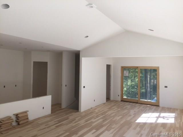 122 Cisco Road - Photo 4