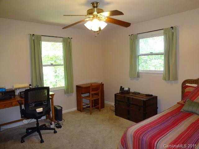 303 Scarlet Oaks Drive - Photo 10