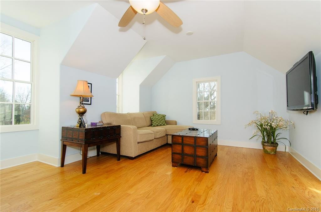 25 Albemarle Place - Photo 19
