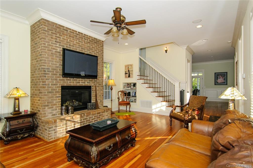 25 Albemarle Place - Photo 5