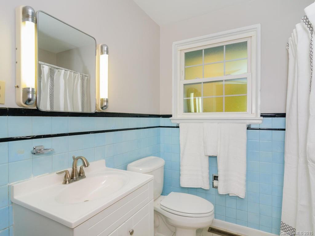 107 Appledore Avenue - Photo 10