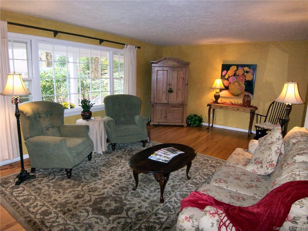 318 Woodland Trail - Photo 3